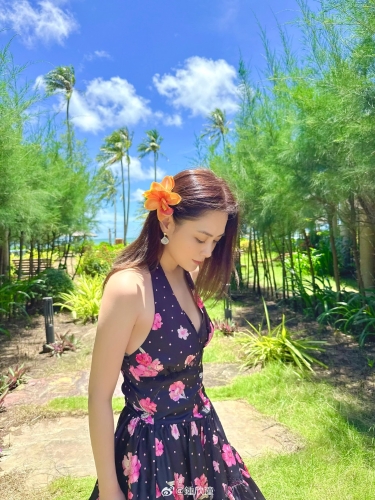 钟欣潼2-2 钟欣潼2-2