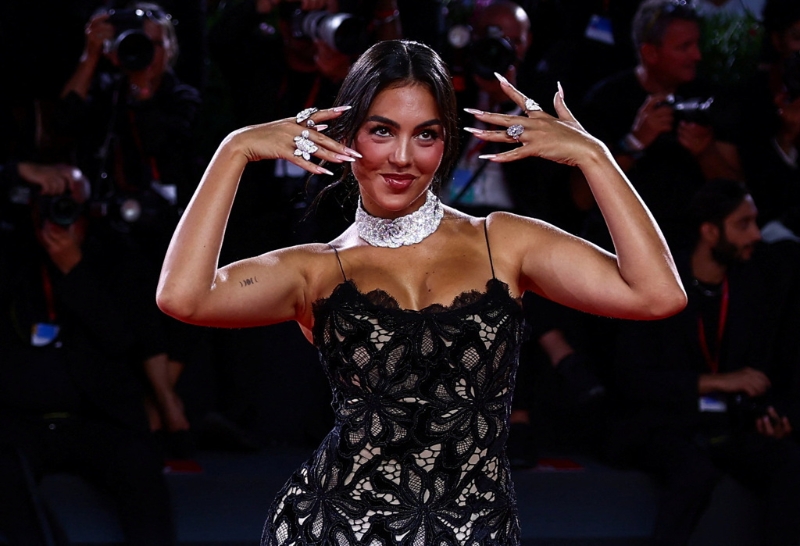 C罗未婚妻 C罗未婚妻