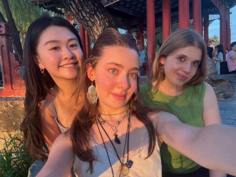 邱淑贞二女儿2 邱淑贞二女儿2