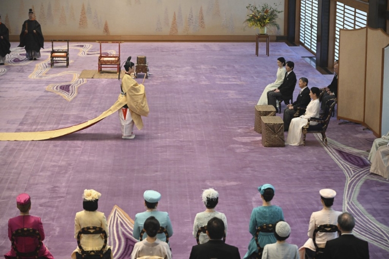 日皇德仁、皇后雅子、秋篠宫伉俪、日皇伉俪的长女爱子、秋篠宫家的次女佳子等皇族出席观礼。