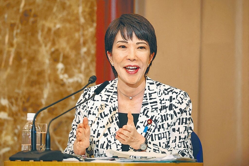 高市早苗自诩是安倍路线接班人。 高市早苗自诩是安倍路线接班人。