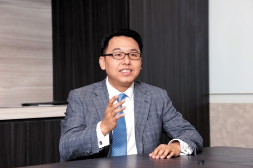 温杰指中资电讯股整体具布局价值,建议投资者采取分注方式买入,可作中长线投资。 温杰指中资电讯股整体具布局价值,建议投资者采取分注方式买入,可作中长线投资。