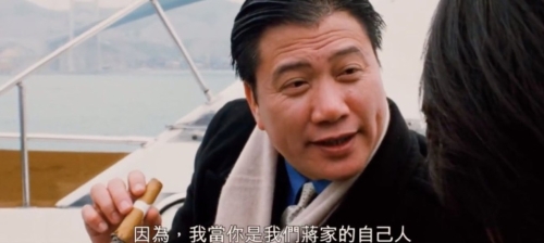 67岁万梓良凭出色演技及霸气气质，红遍两岸三地，并曾夺金马影帝，一度淡出娱乐圈从商。 