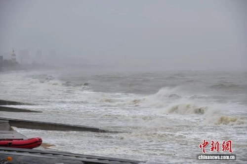 海口海域掀巨浪2