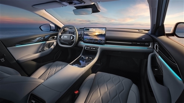 8.18万起 吉利再造爆款！全新银河A7上市2月交付破30000辆