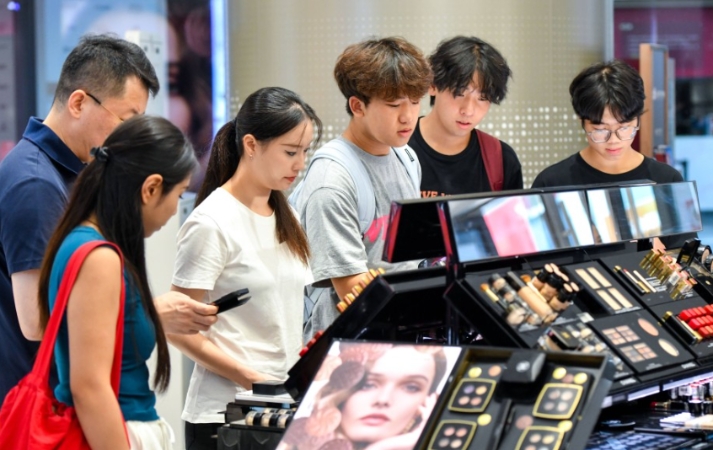 海南离岛旅客免税购物。