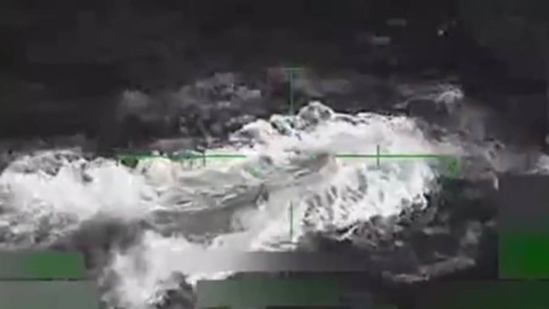 美军在加勒比海域打击“运毒潜艇 美军在加勒比海域打击“运毒潜艇