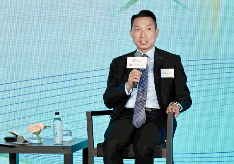 彭富强强调,ESG不应该有界别之分。 无论是上市公司还是中小企业,都肩负保护地球、履行社会责任的共同使命。 彭富强强调,ESG不应该有界别之分。 无论是上市公司还是中小企业,都肩负保护地球、履行社会责任的共同使命。