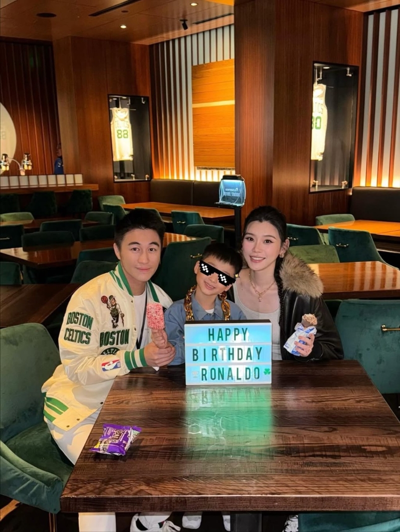 何猷君与奚梦瑶早前为儿子何广燊庆祝6岁生日。 何猷君与奚梦瑶早前为儿子何广燊庆祝6岁生日。