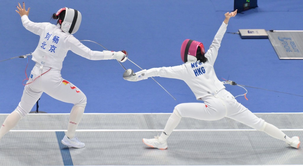 4位香港女子重剑代表在赛事中拼尽全力、每剑必争 4位香港女子重剑代表在赛事中拼尽全力、每剑必争