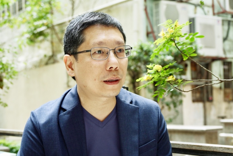 能源咨询委员会主席黄杰龙表示,电费减幅对商户而言受惠较大。 能源咨询委员会主席黄杰龙表示,电费减幅对商户而言受惠较大。