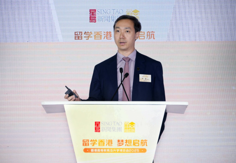 在第13埸讲座中，香港大学副校长林晨以香港大学概况及国际化教育为题演讲。