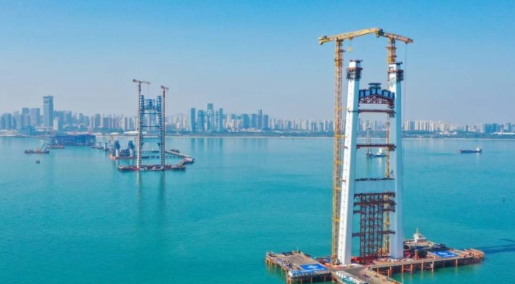 厦金大桥厦门段主塔封顶 厦金大桥厦门段主塔封顶