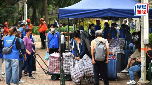 房署巡5屋苑揭部分棚架有杂物