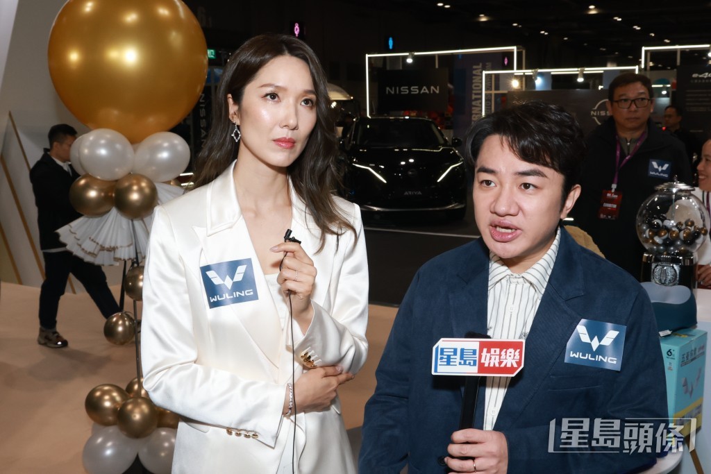 王祖蓝与太太李亚男日前出席活动,谈及好友在宏福苑五级火中罹难。 王祖蓝与太太李亚男日前出席活动,谈及好友在宏福苑五级火中罹难。