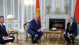 卢卡申科释放123名囚犯，包括诺贝尔和平奖得主与反对派领袖，美国解除白俄部分制裁