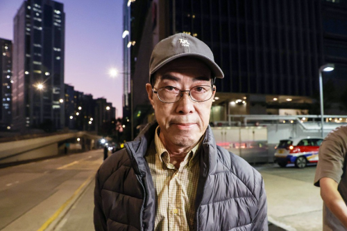 旧主席邓国权离开廉署总部。 旧主席邓国权离开廉署总部。