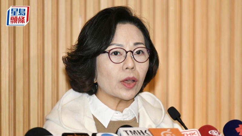 民政及青年事务局局长麦美娟。