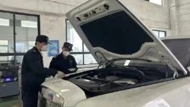 60万买到120万的卡宴？网友：现在就打飞的去海南买车