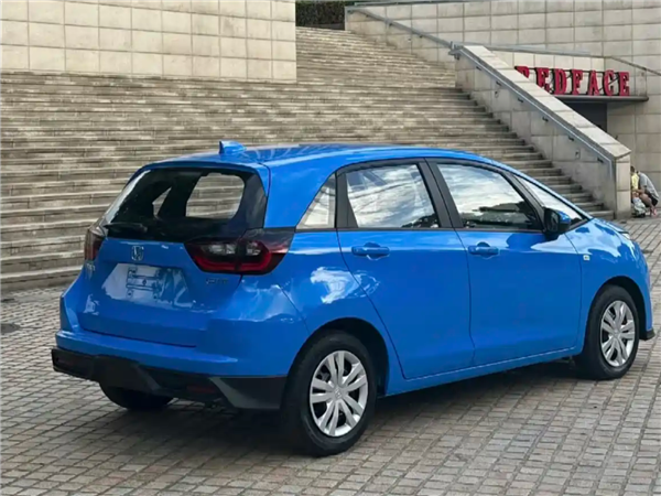 新款本田飞度实车亮相：大眼变眯眯眼 明年一季度上市