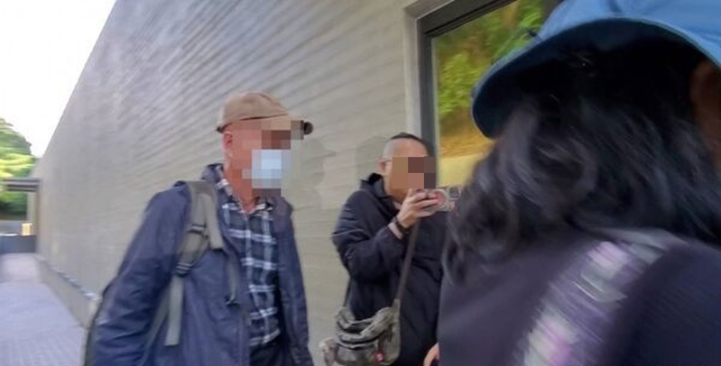 张文遗体今解剖，父母现身。