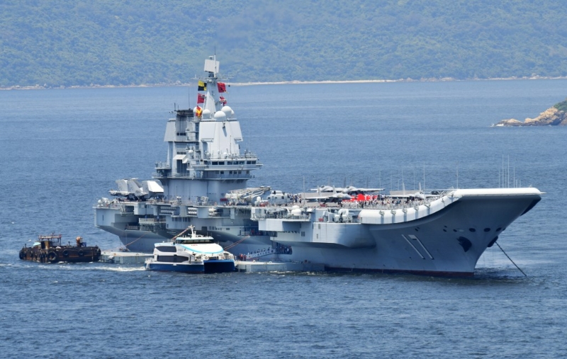 山東艦於7月訪港，並首次開放予公衆參觀。