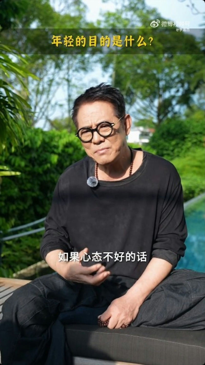 李连杰日前在零滤镜的情况下，再为换心换血一事澄清。