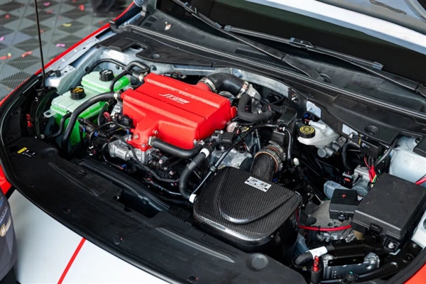 国产最强2.0T! 广汽传祺推出影豹R N1赛车:可合法出街