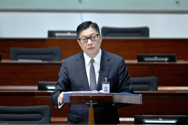 保安局局长邓炳强表示，面对国家安全风险不能掉以轻心。