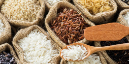 4种米营养大比拼，糖尿病忌吃1种紫米易升血糖，三高一族应吃哪一种？