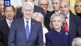 震惊全美！克林顿夫妇“投降”