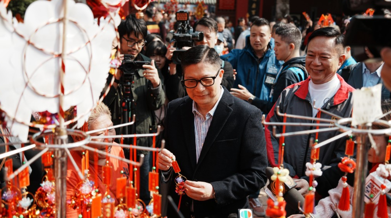 邓炳强到车公庙视察