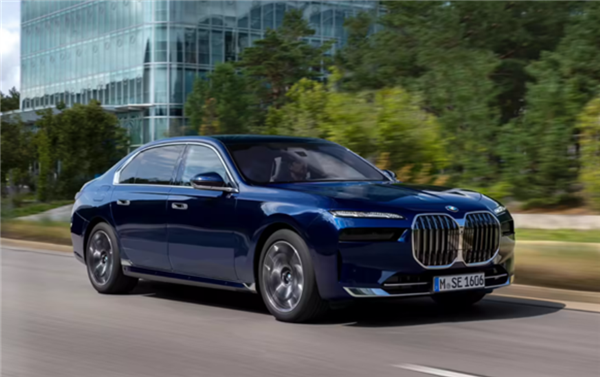 宝马官方确认：改款7系将砍掉L3级自动驾驶 回归L2级系统