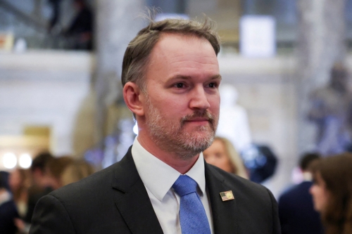 美国贸易代表格里尔24日在华府国会山庄准备聆听总统特朗普发表国情咨文