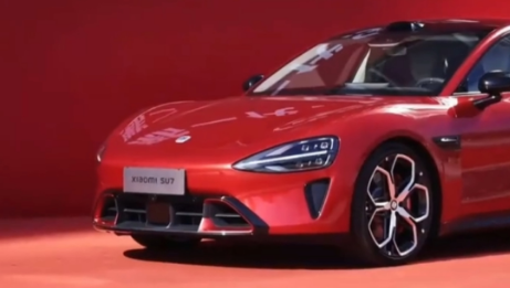 雷军直播曝小米SU7安全升级，三重冗余门把手，断电也能开