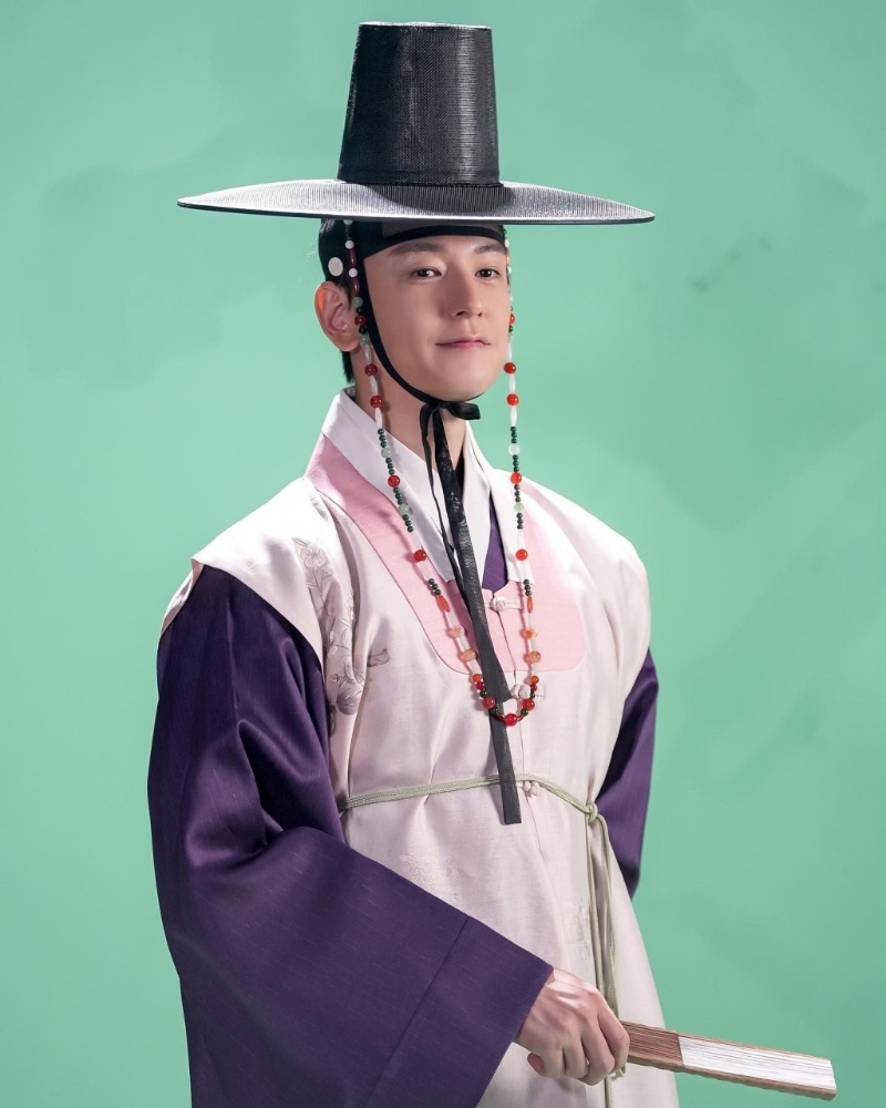 林周焕曾参演《任意依恋》、《Oh 我的鬼神君》、《河伯的新娘 2017》等大热韩剧。 林周焕曾参演《任意依恋》、《Oh 我的鬼神君》、《河伯的新娘 2017》等大热韩剧。