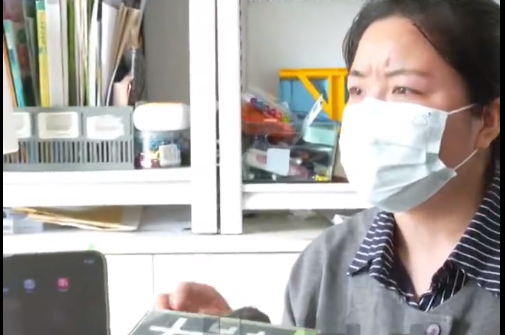 学而思、喜马拉雅客服回应学习机弹出黄色视频：尽快给方案 里面广告合法合规