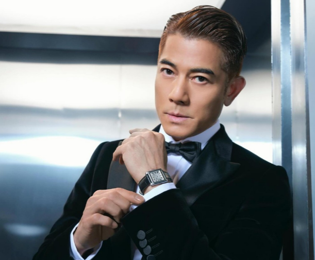 60岁天王郭富城一向冻龄。 60岁天王郭富城一向冻龄。