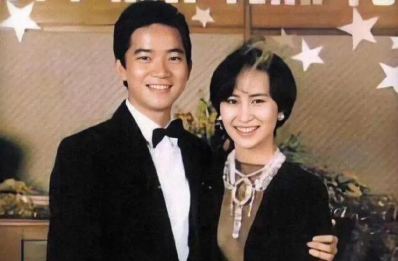 陈百强和赌王千金何超琼。