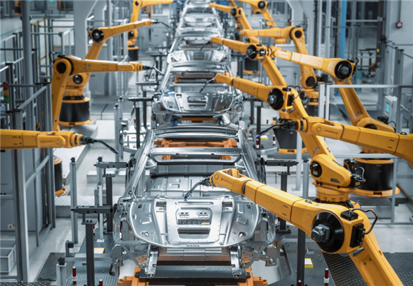 曝某合资车企挥动员工绩效大棒 每年强制淘汰率不低于5%