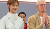 苹果CEO库克空降四川成都！李宇春现场唱跳炸场，库克：很高兴来她家乡！