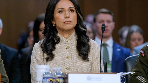 伊朗局势｜美情报报告指伊朗未重建核计划，加巴德称政权被削弱但仍完整