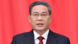 李强出席中国发展高层论坛2026年年会开幕式并发表主旨演讲