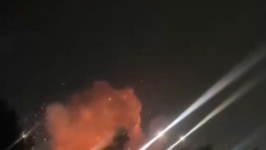 以色列拦截伊朗导弹失败画面曝光，内塔尼亚胡发表声明称，经历“非常艰难一夜”