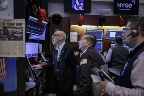 特朗普发帖前15分钟，有人沽空期油狂赚