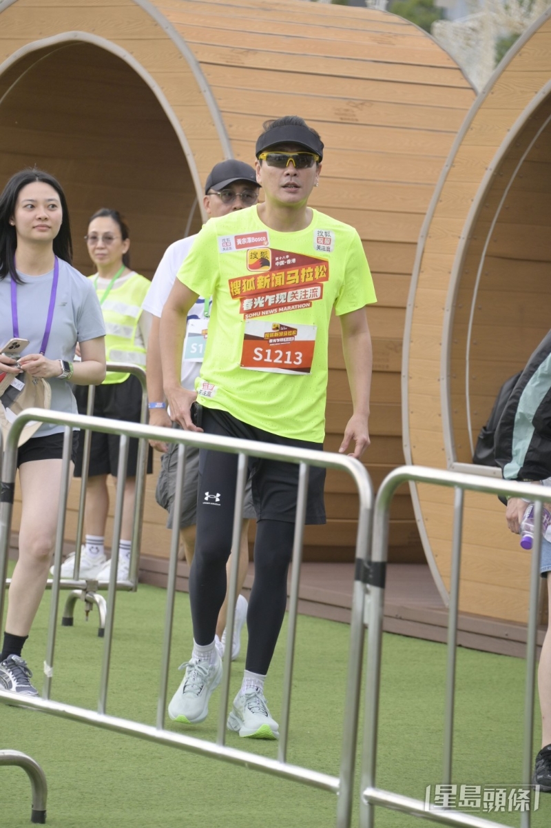 黄宗泽初战马拉松感觉良好。