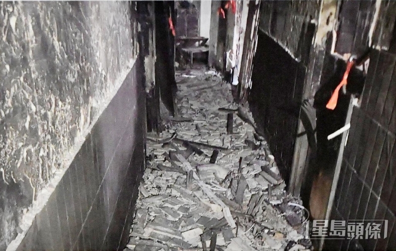 單位內外滿布瓦礫碎磚。