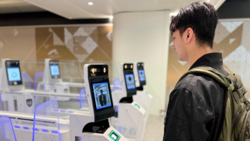 机场首批12条新e-道启用