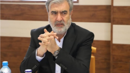 伊朗高官喊话特朗普：霍尔木兹海峡肯定会重新开放，但不会对美国开放