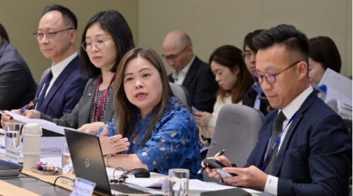 文体旅局召开会议